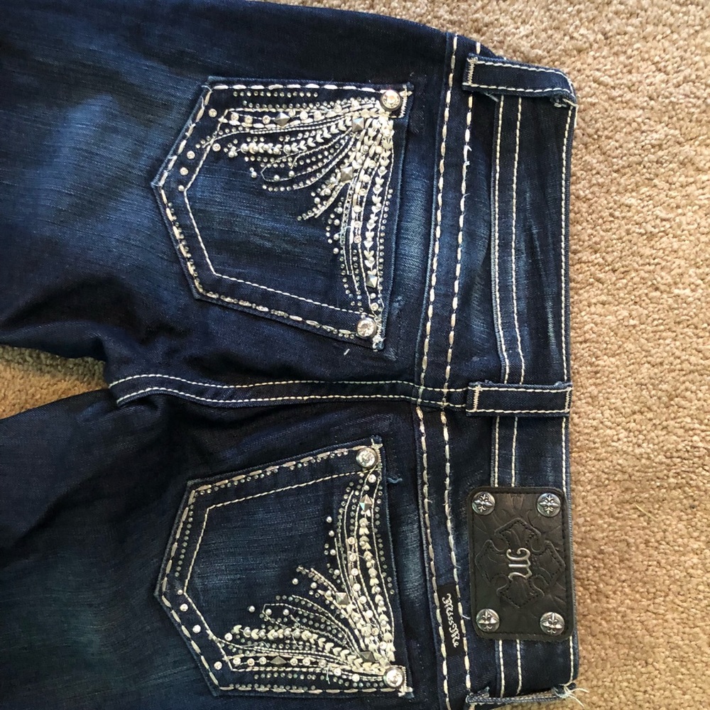 MISS ME JEANS! Size 26. Straight leg.
